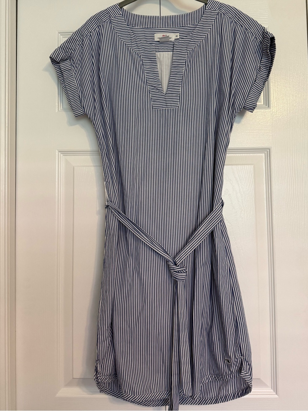 $8 SALE! VINEYARD VINES: Striped Dress; White, Extra Small